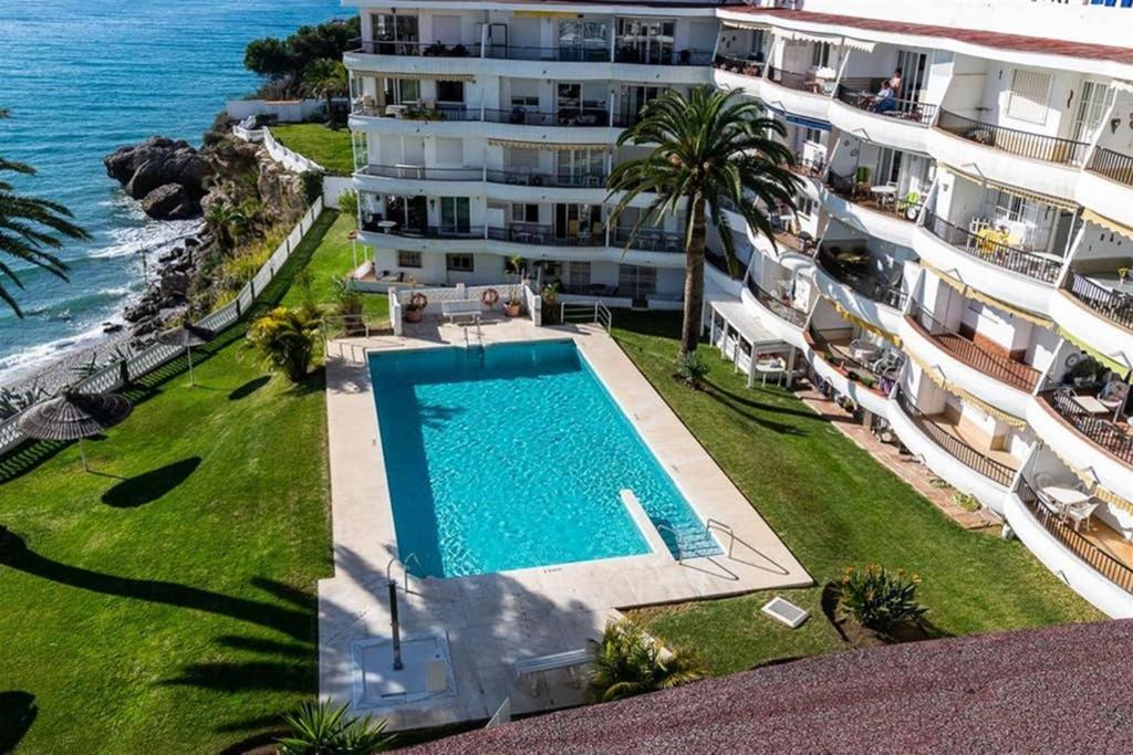 شقة Acapulco Playa -نيرخا المظهر الخارجي الصورة