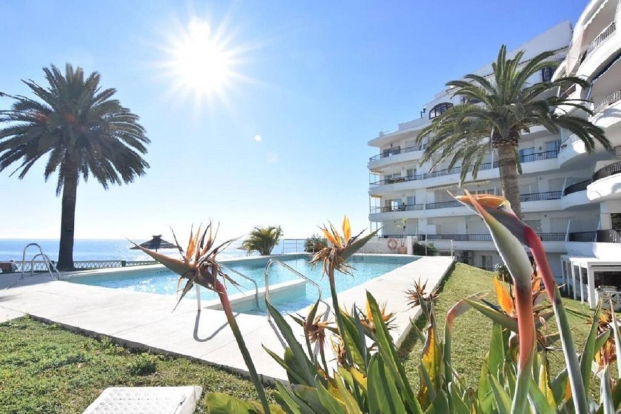 شقة Acapulco Playa -نيرخا المظهر الخارجي الصورة